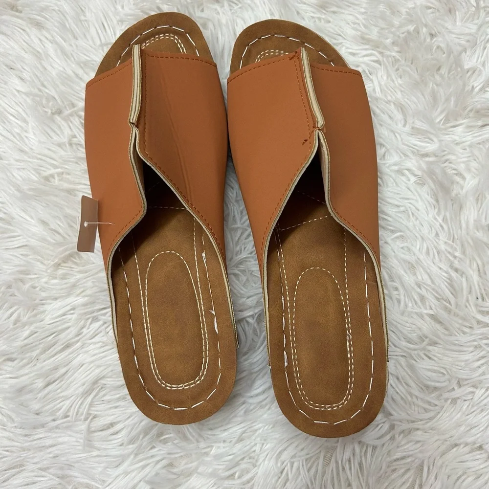 Women's Tan Open-Toe Sandals Size 9